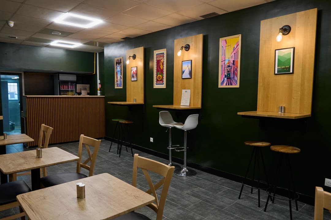 La salle du restaurant Naaaaan à Champigny-sur-Marne